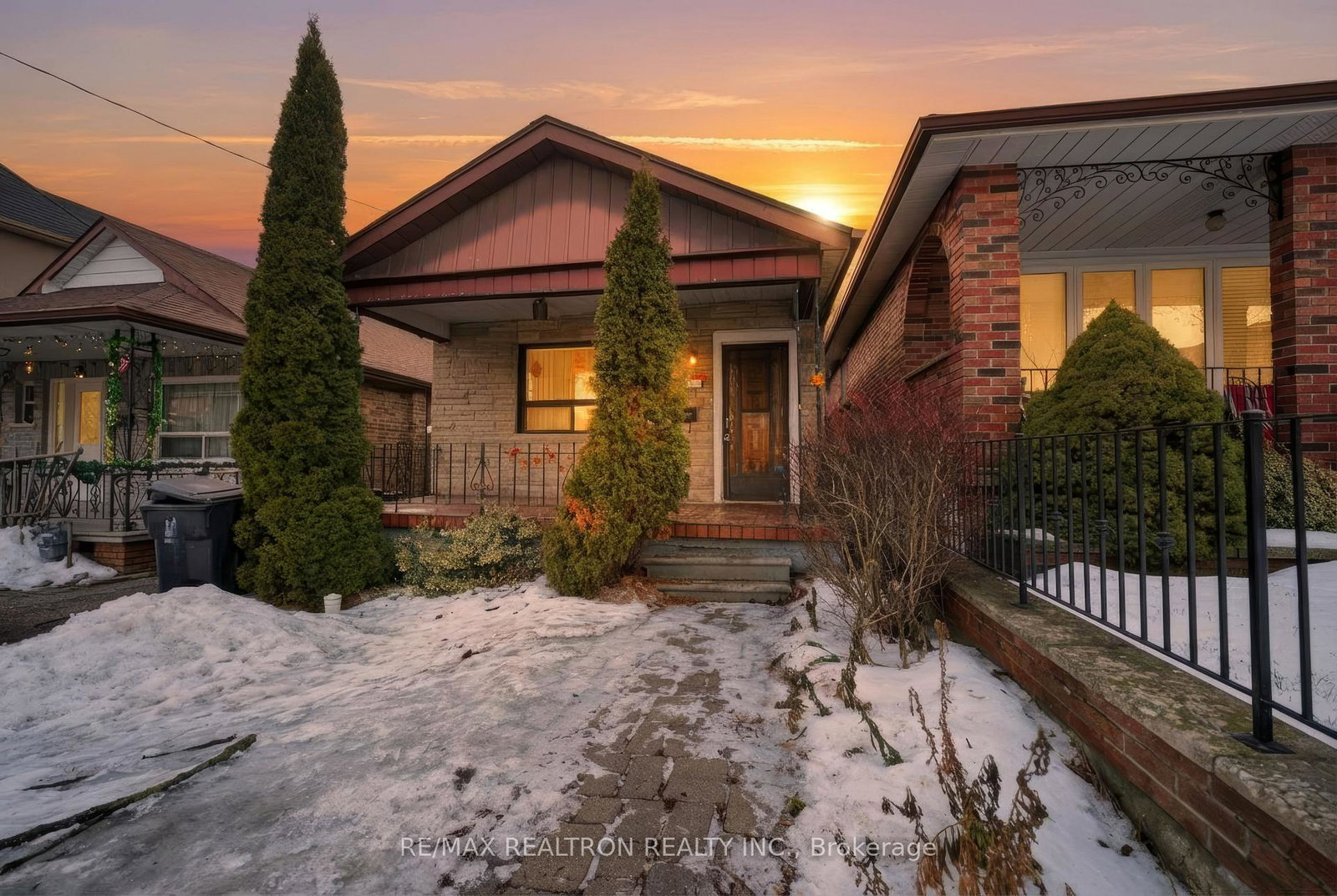 468-northcliffe-boulevard-toronto-ontario-c12801326