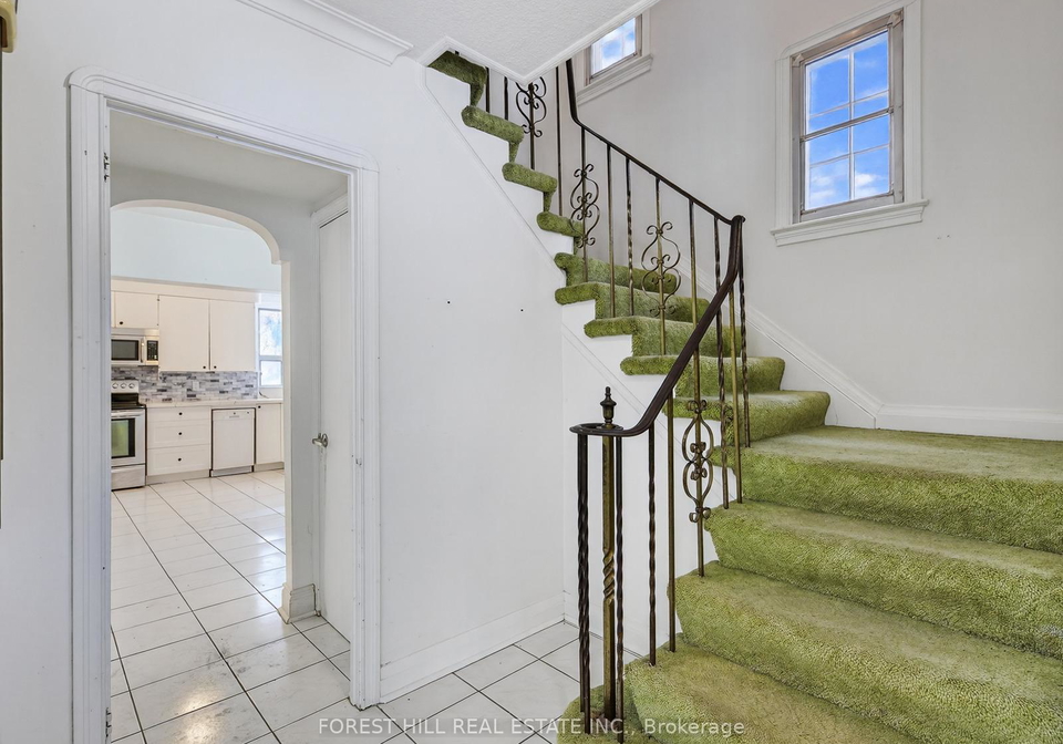 3-westover-hill-road-toronto-ontario-c12801410