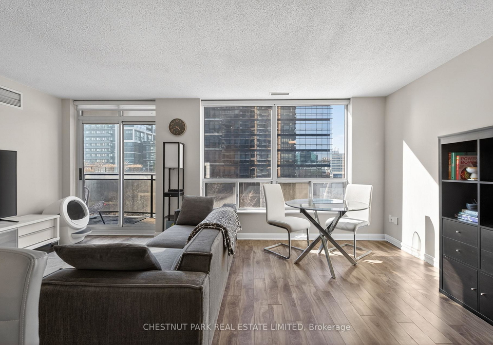 33-sheppard-avenue-e-north-york-ontario-c12801492