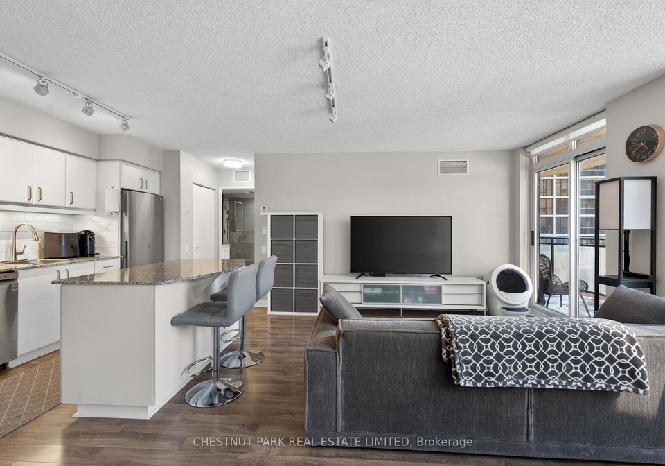 33-sheppard-avenue-e-north-york-ontario-c12801492