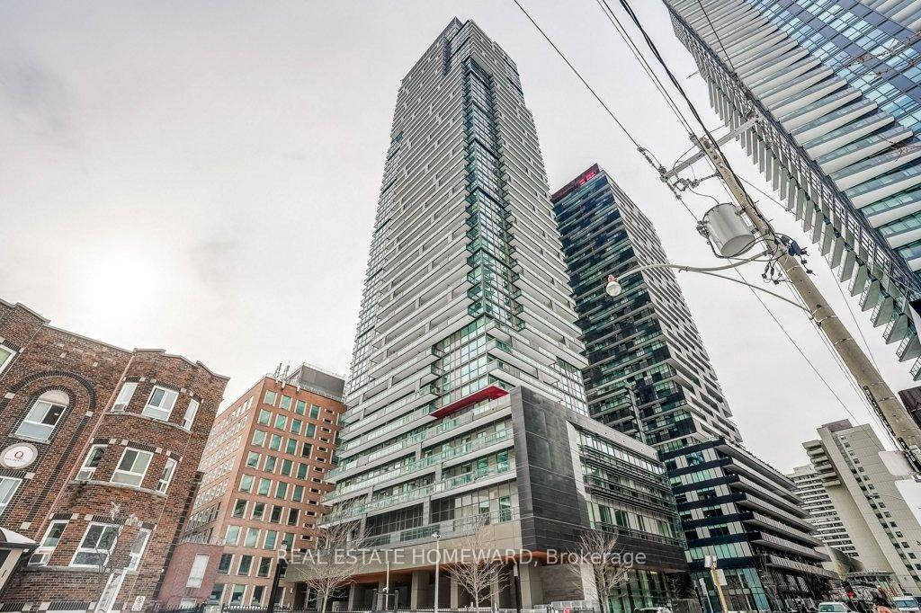 39-roehampton-avenue-e-toronto-ontario-c12801682