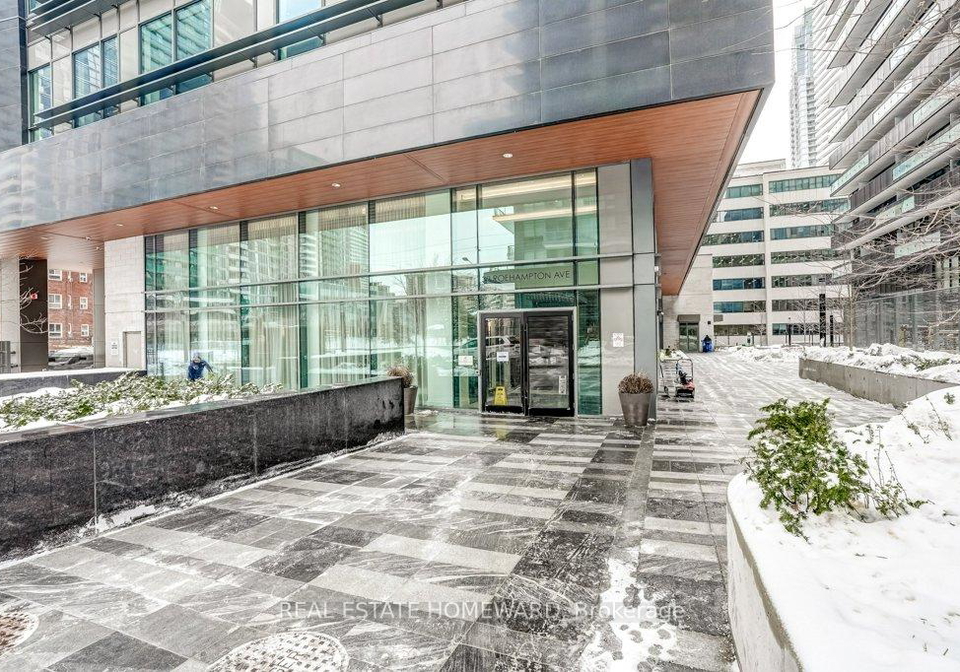 39-roehampton-avenue-e-toronto-ontario-c12801682