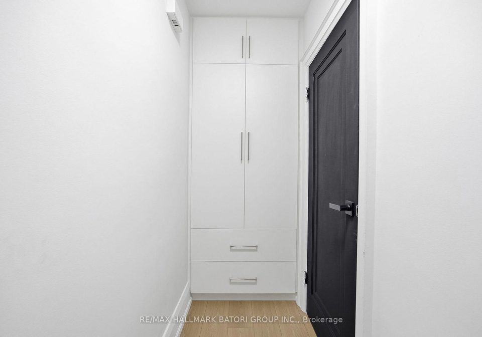 70-burnaby-boulevard-toronto-ontario-c12801688