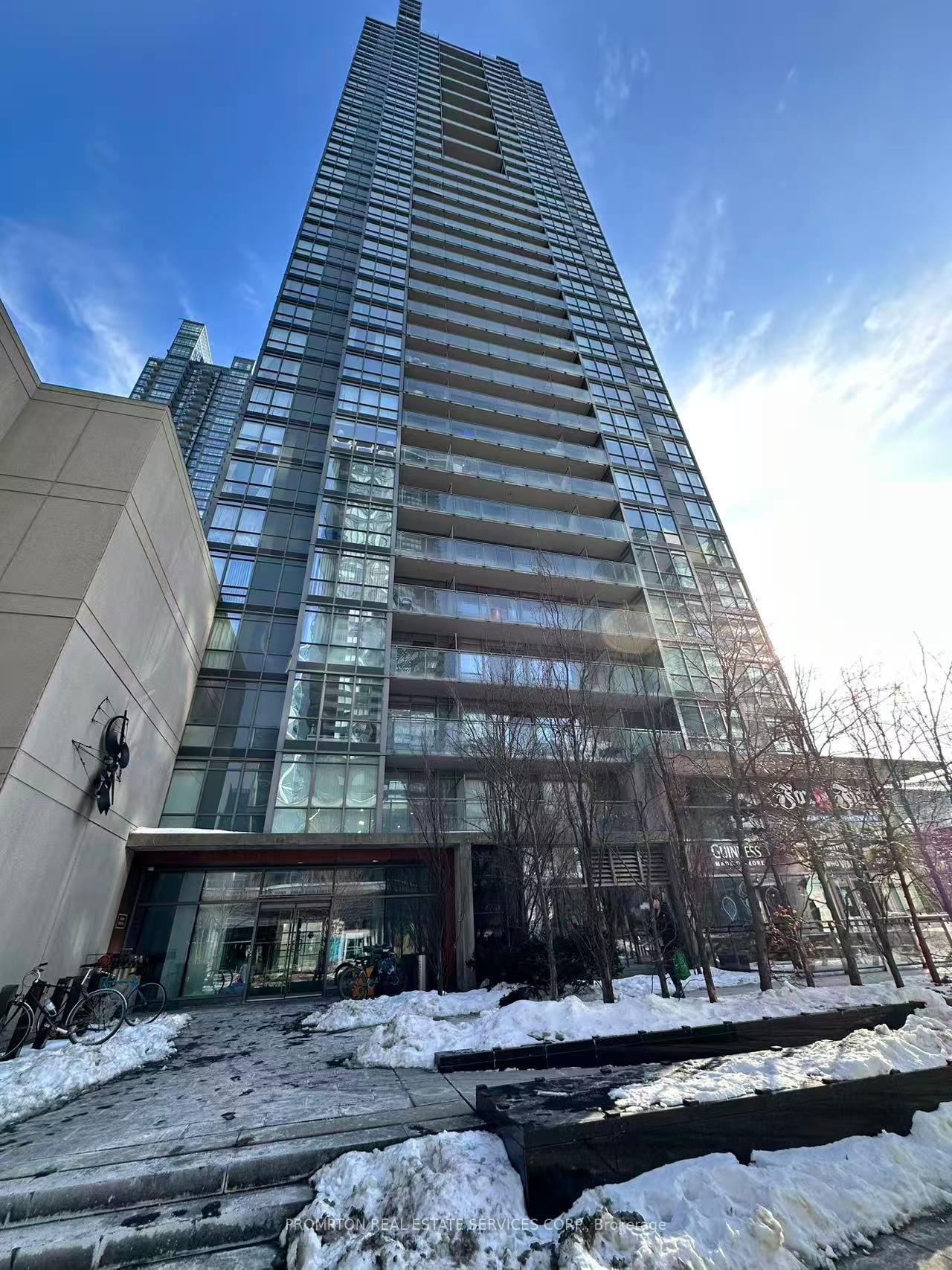 15-fort-york-boulevard-toronto-ontario-c12802078