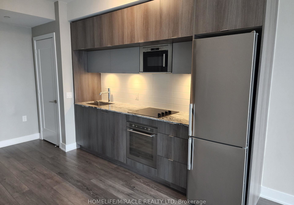 585-bloor-street-e-toronto-ontario-c12802206