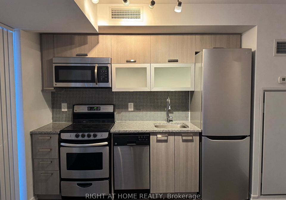 36-lisgar-street-toronto-ontario-c12802330