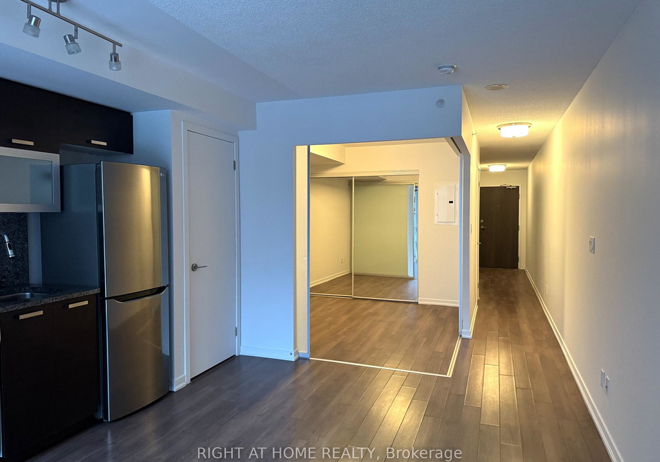 68-abell-street-toronto-ontario-c12802416