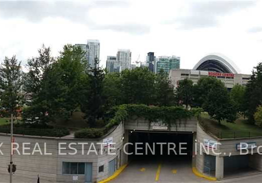 25-lower-simcoe-street-toronto-ontario-c12802678