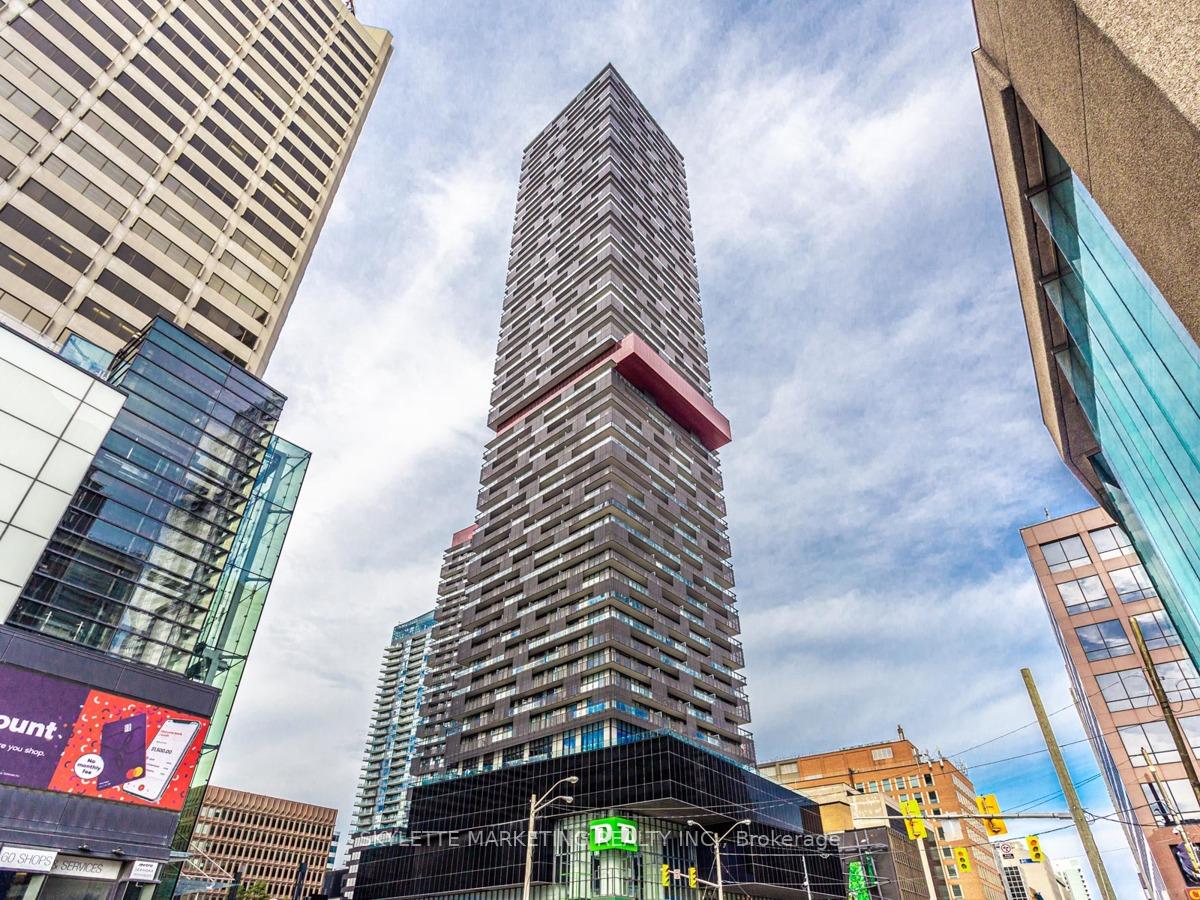 8-eglinton-avenue-e-toronto-ontario-c12802784