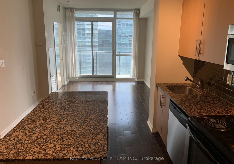 55-bremner-boulevard-toronto-ontario-c12802882