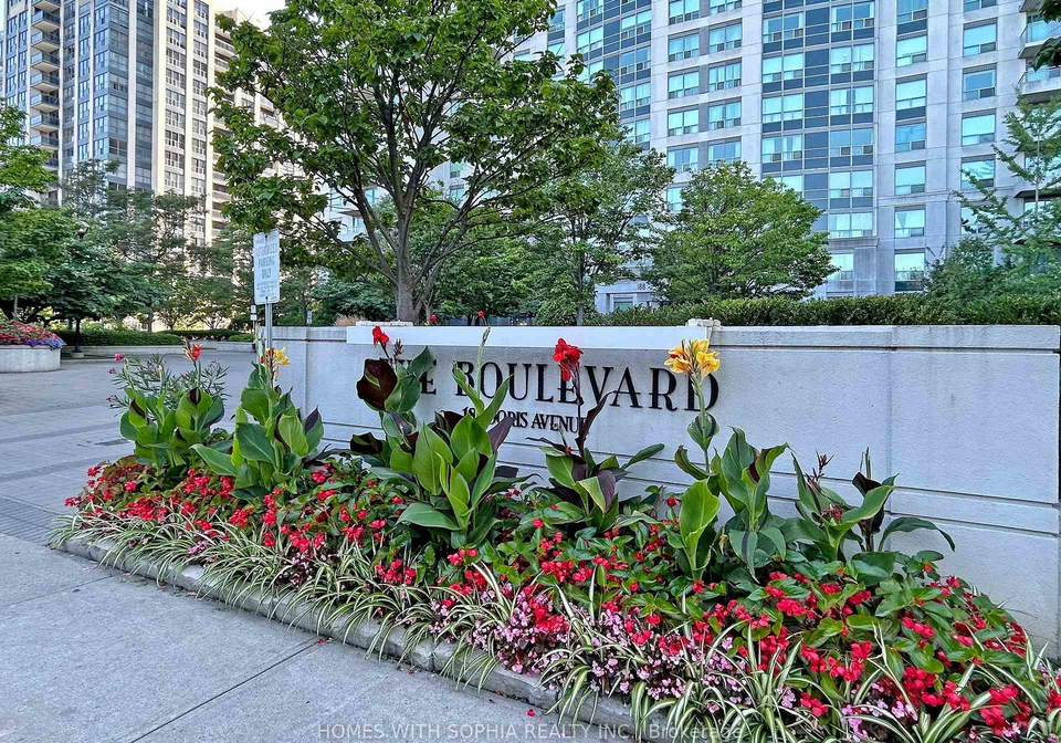 188-doris-avenue-north-york-ontario-c12802944
