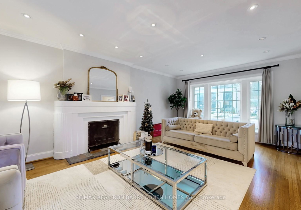 156-cortleigh-boulevard-toronto-ontario-c12803342
