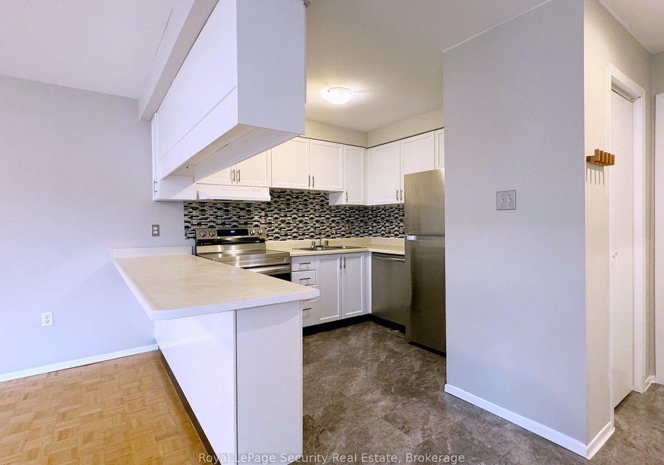 696-st-clair-avenue-w-toronto-ontario-c12803794