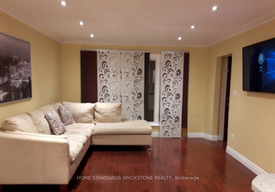 126-brighton-avenue-toronto-ontario-c12804090