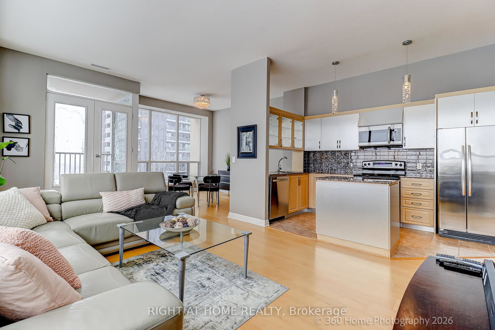 797-don-mills-road-east-york-ontario-c12804114