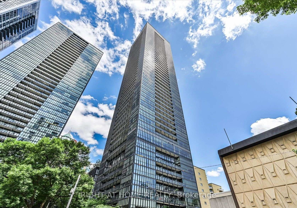 101-charles-street-e-toronto-ontario-c12804162