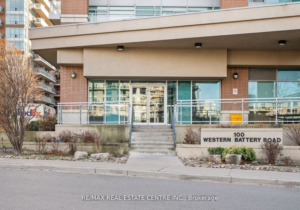 100-western-battery-road-toronto-ontario-c12804184