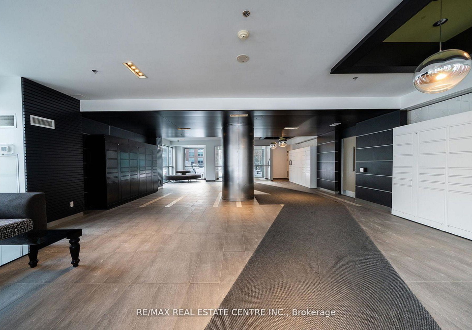 100-western-battery-road-toronto-ontario-c12804184
