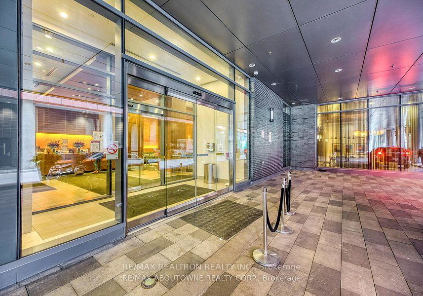 295-adelaide-street-w-toronto-ontario-c12804500