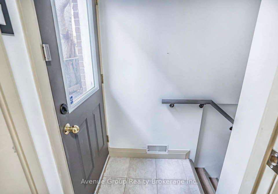 38-hopperton-drive-north-york-ontario-c12804622