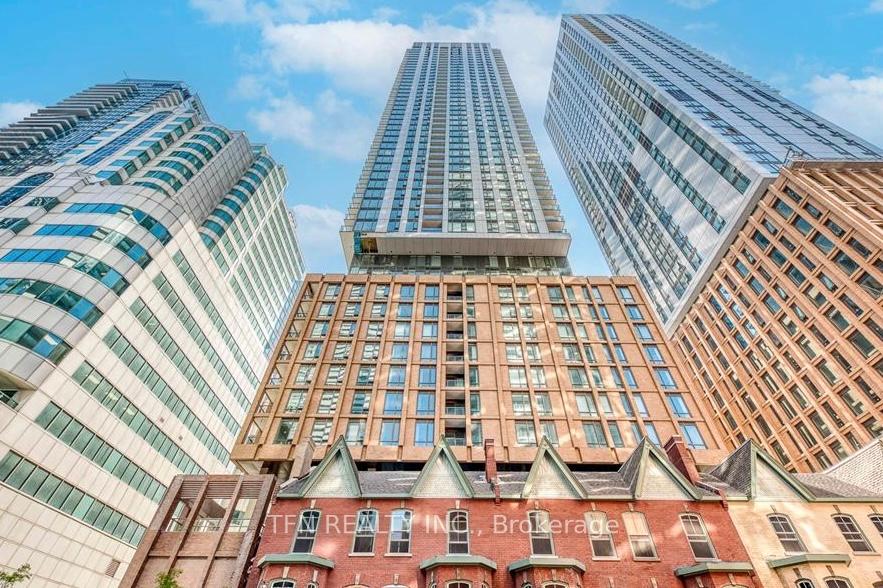 8-widmer-street-toronto-ontario-c12804802