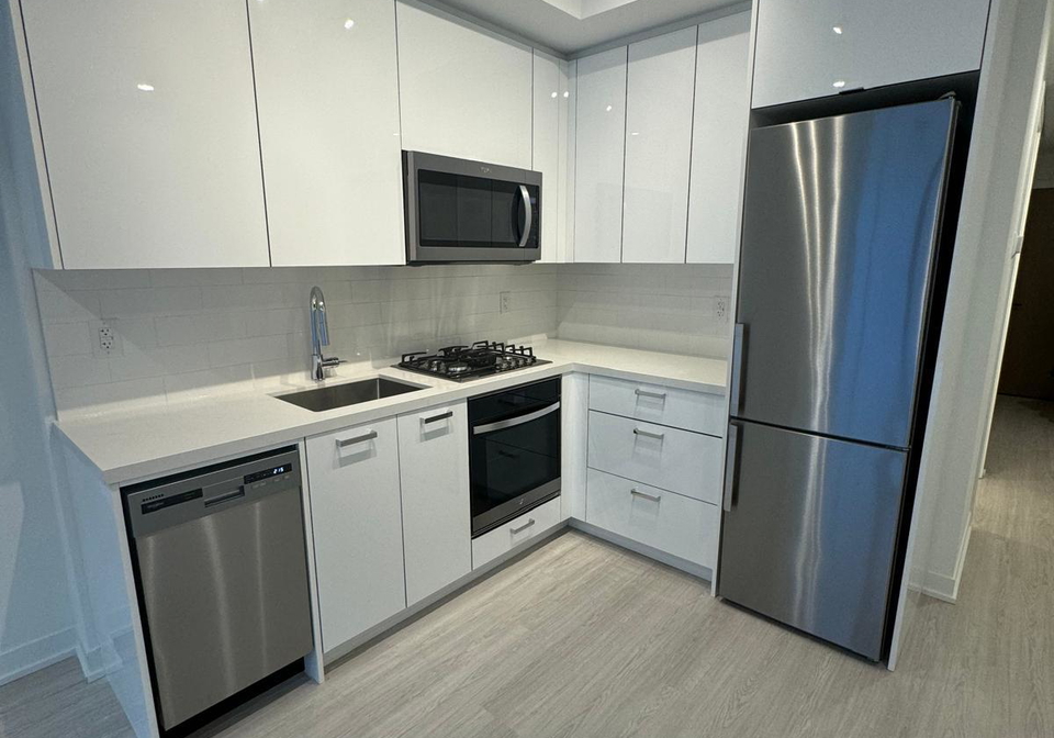 195-mccaul-street-toronto-ontario-c12805088