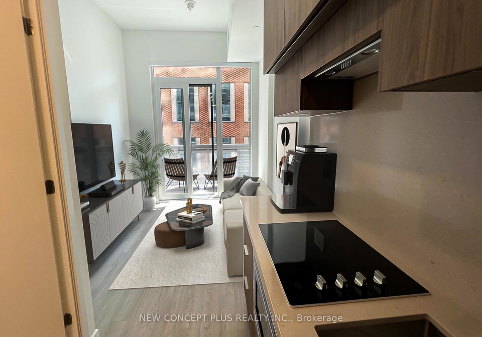 39-roehampton-avenue-toronto-ontario-c12805122