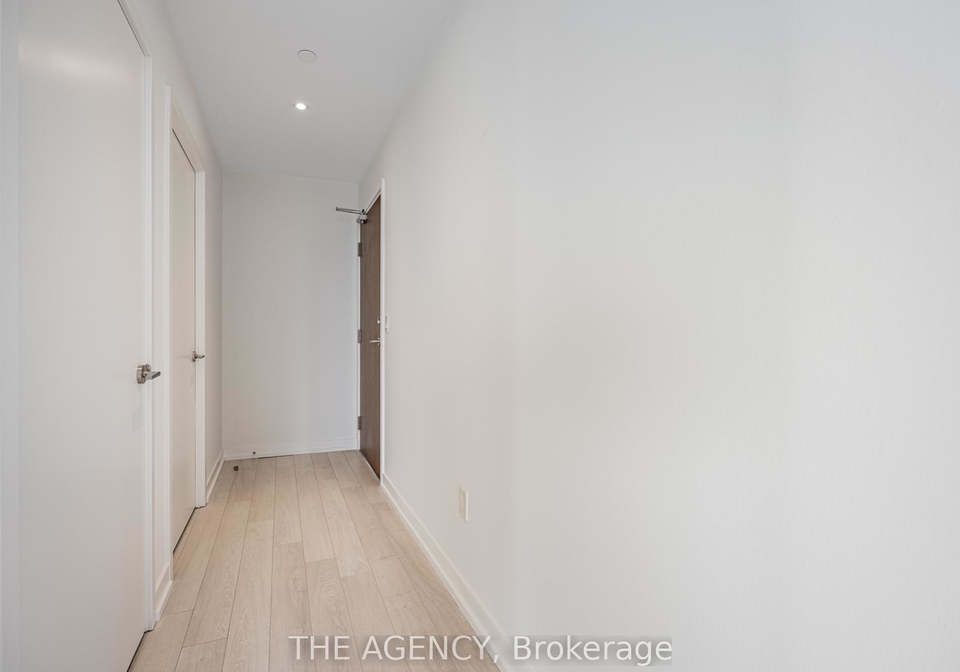 117-mcmahon-drive-north-york-ontario-c12805572