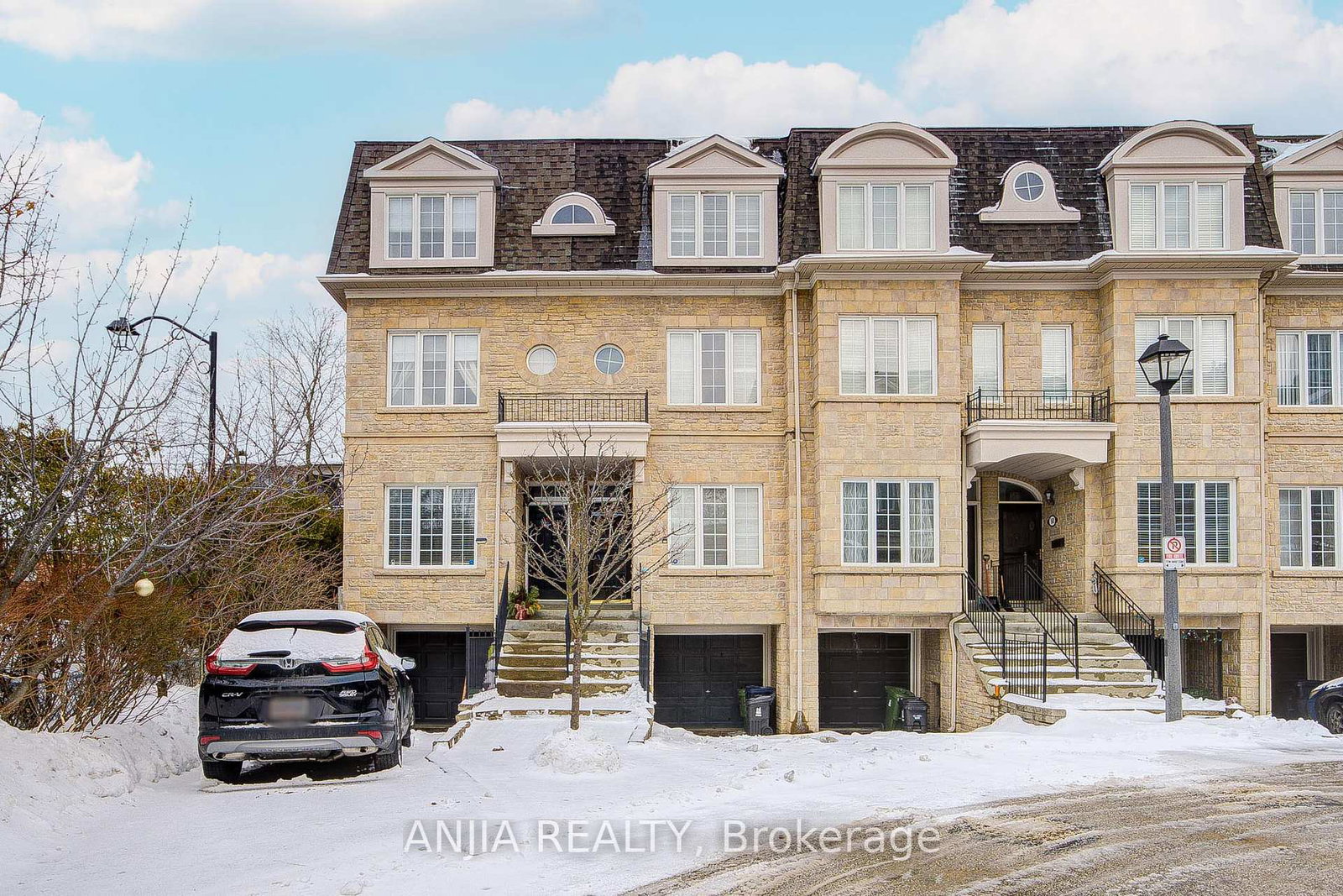 54-mcbride-lane-toronto-ontario-c12805614