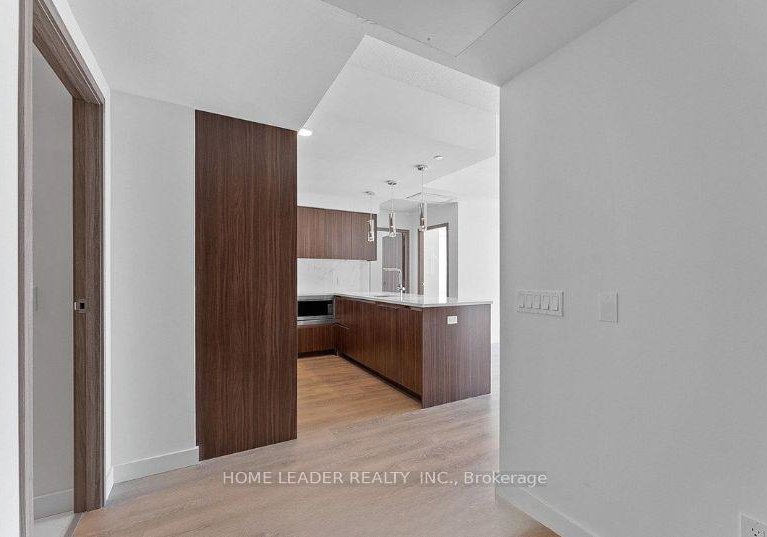 3-concord-cityplace-way-toronto-ontario-c12805690