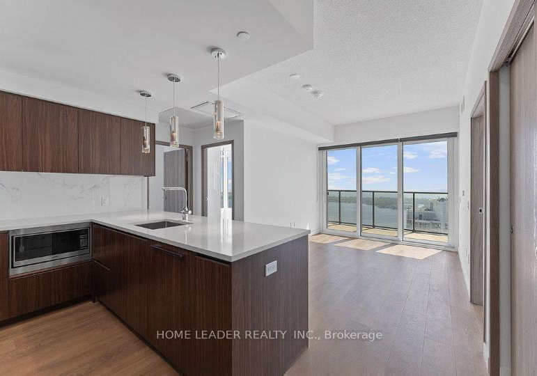 3-concord-cityplace-way-toronto-ontario-c12805690