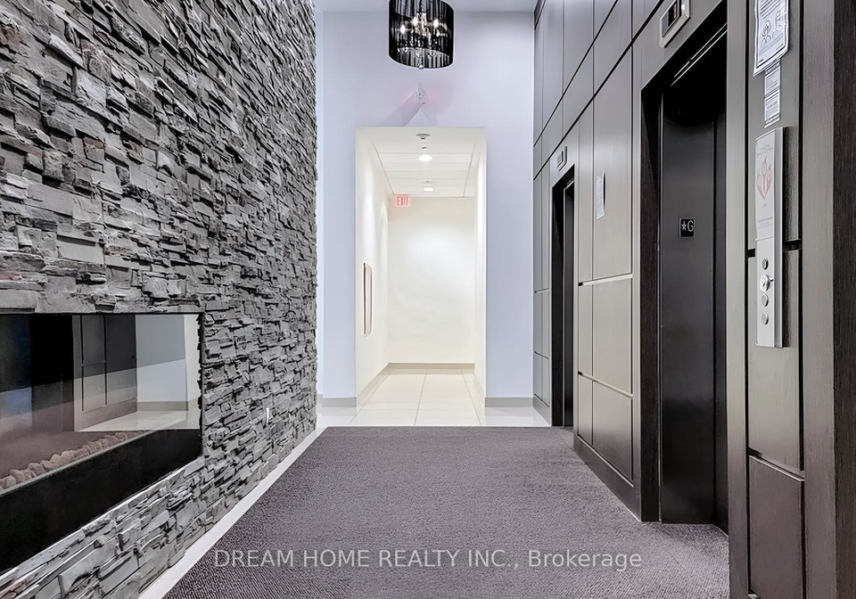2756-old-leslie-street-north-york-ontario-c12805742
