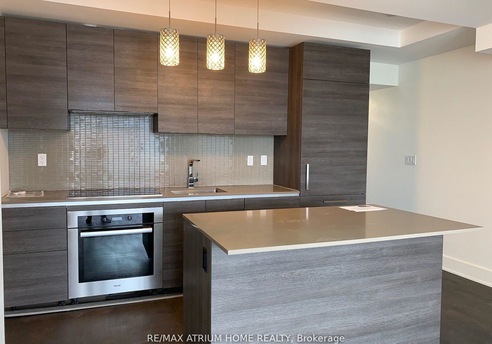 200-bloor-street-w-toronto-ontario-c12805750