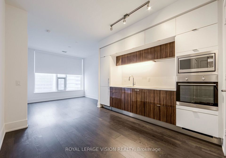 10-york-street-toronto-ontario-c12806618