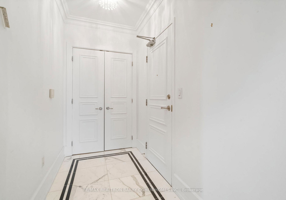 662-sheppard-avenue-e-north-york-ontario-c12807084