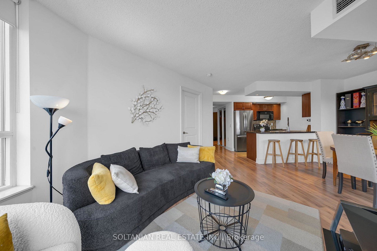 500-doris-avenue-north-york-ontario-c12807682
