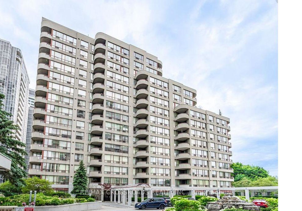 5785-yonge-street-north-york-ontario-c12807928