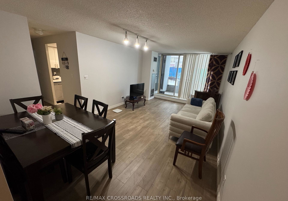 5785-yonge-street-north-york-ontario-c12807928
