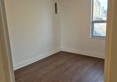 10-edgecliffe-golfway-east-york-ontario-c12808032