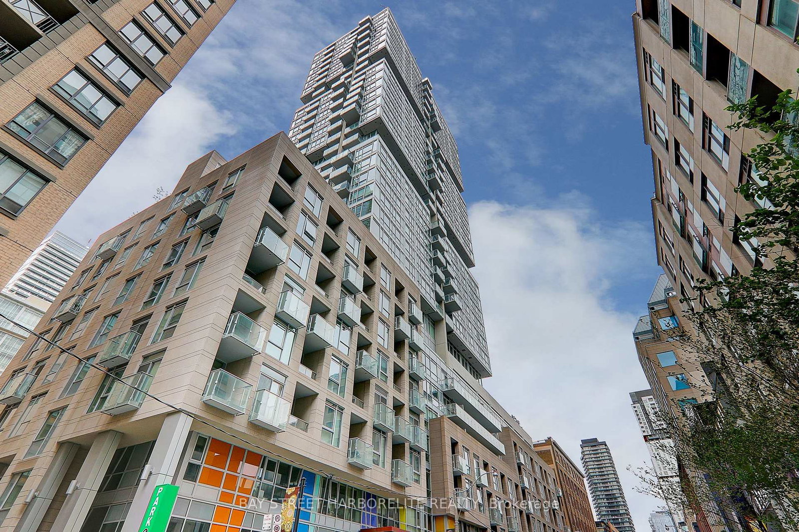 199-richmond-street-w-toronto-ontario-c12808158