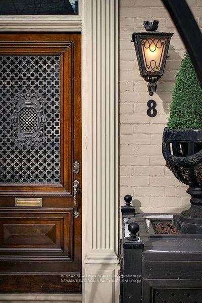 8-belmont-street-toronto-ontario-c12808204