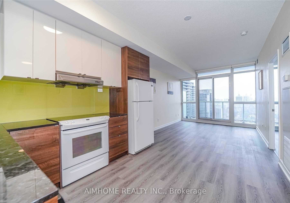 121-mcmahon-drive-north-york-ontario-c12808646