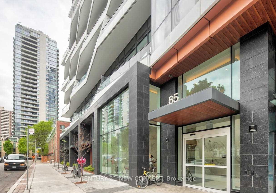 85-wood-street-toronto-ontario-c12808726