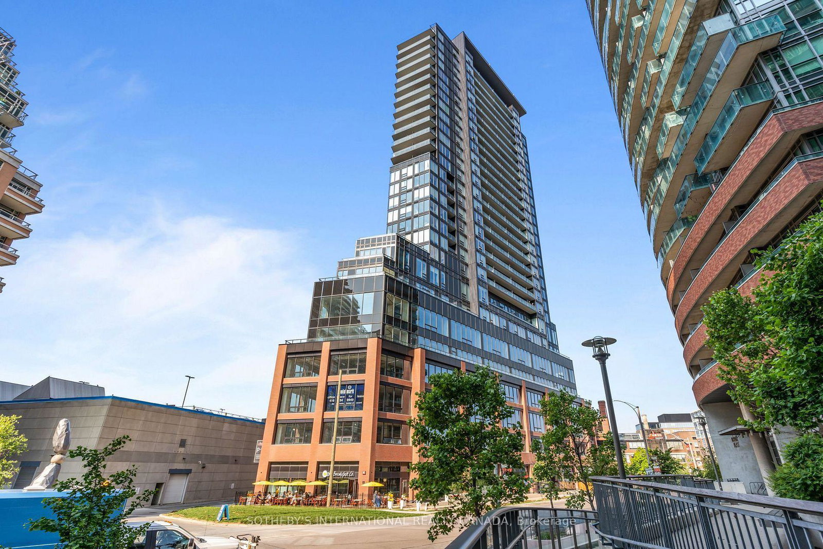 135-east-liberty-street-toronto-ontario-c12808790