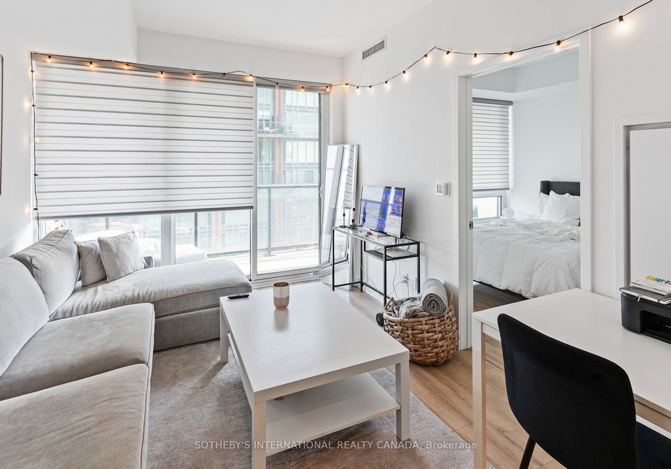 135-east-liberty-street-toronto-ontario-c12808790