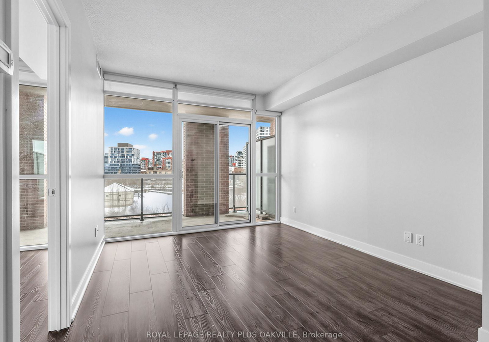 169-fort-york-boulevard-toronto-ontario-c12808896