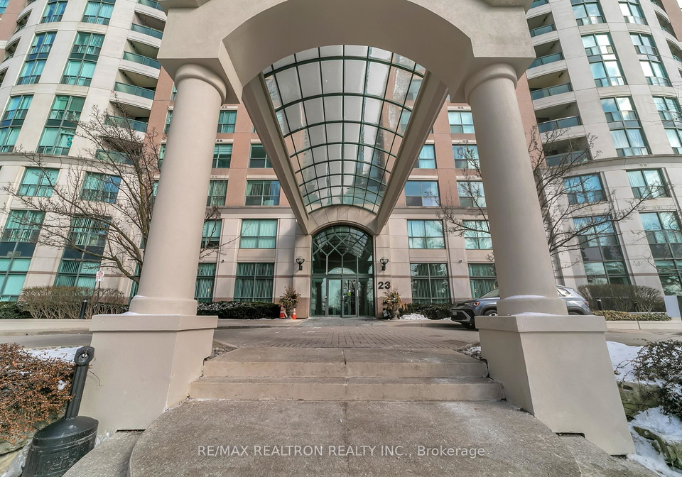 23-lorraine-drive-toronto-ontario-c12809414