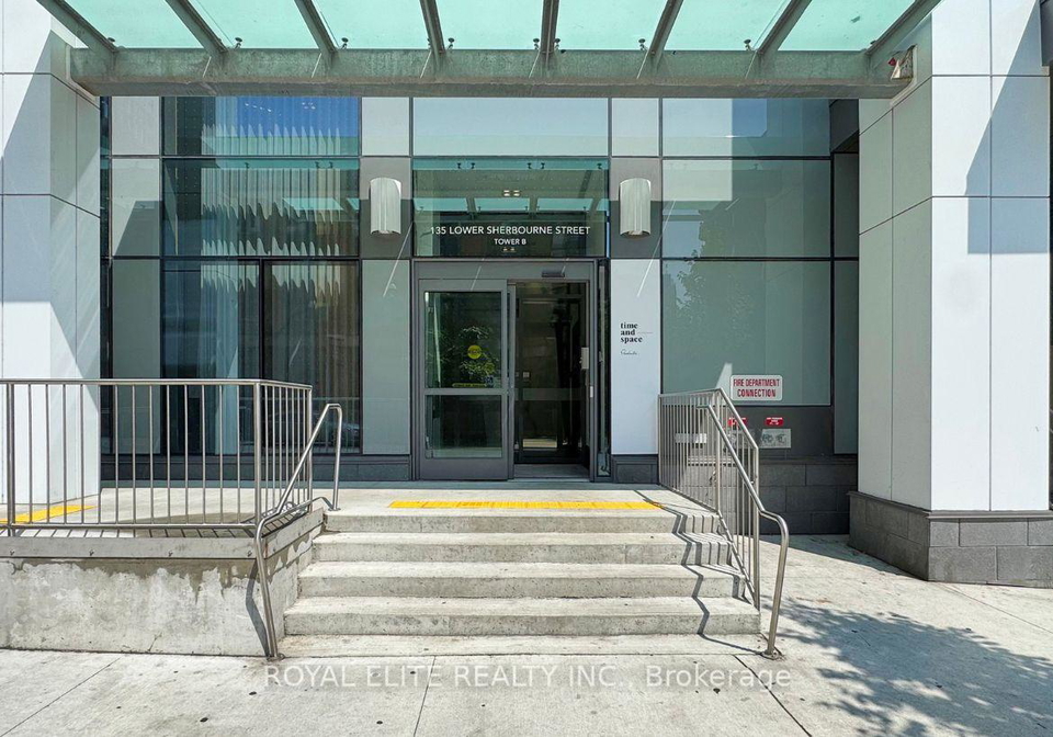 135-lower-sherbourne-street-toronto-ontario-c12809556