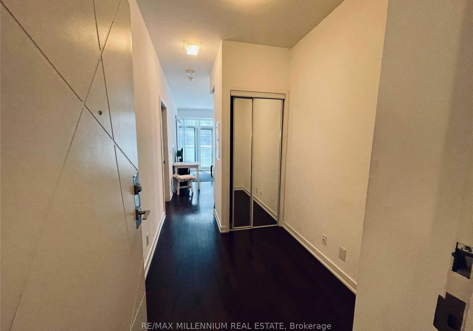 14-york-street-toronto-ontario-c12809586
