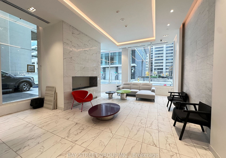 238-simcoe-street-toronto-ontario-c12809884